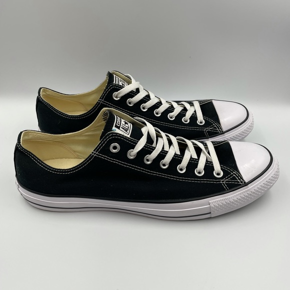 Converse All-Stars Women’s Sz 16 - Picture 1 of 10
